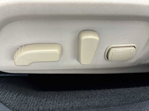 Used 2017 Subaru Outback 3.6R Limited image 14