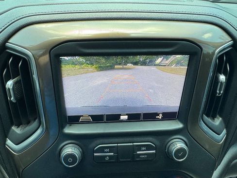 Used 2020 Chevrolet Silverado 1500 High Country w/ Safety Package II RWD image 23
