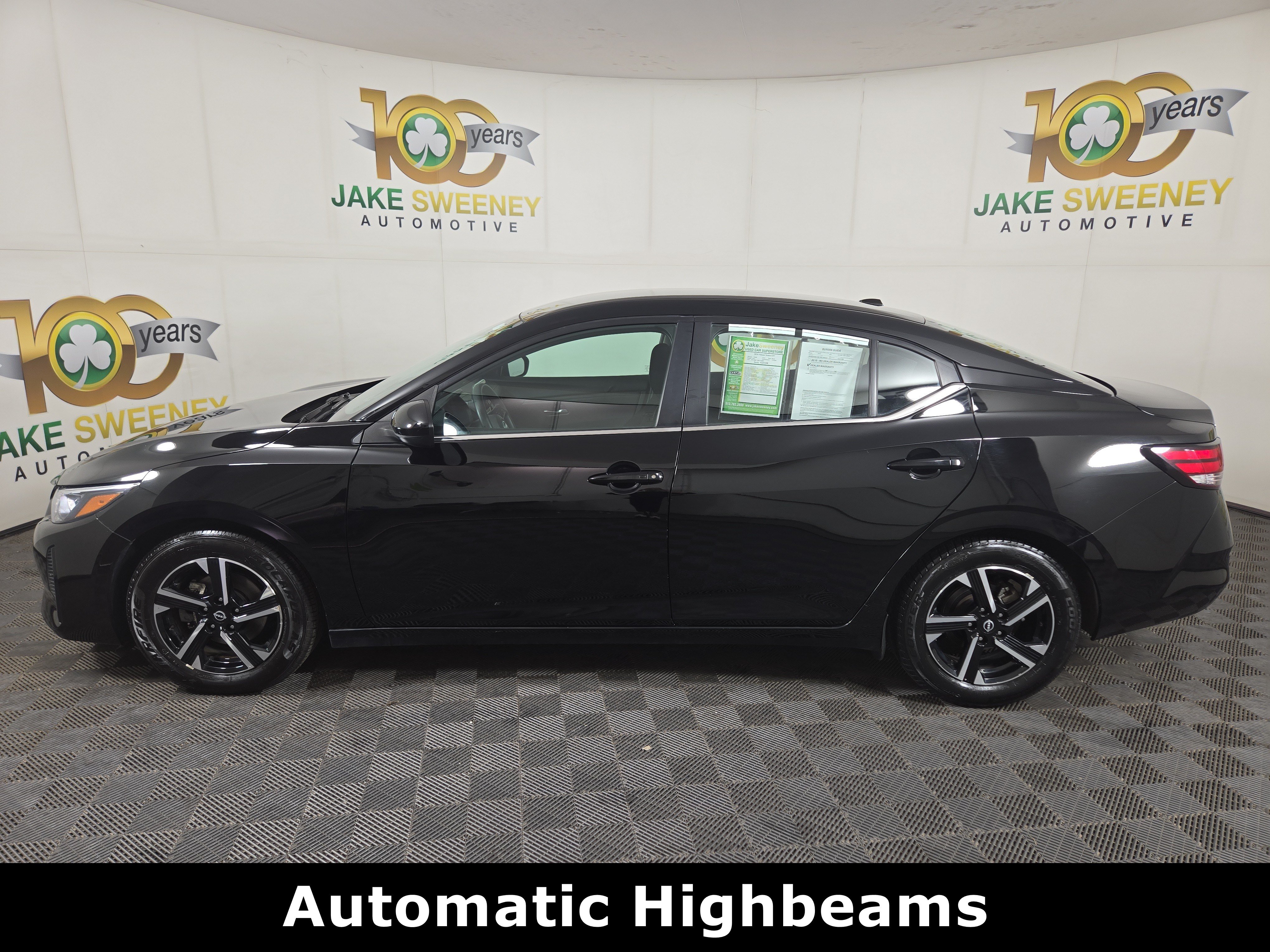 Used 2024 Nissan Sentra SV FWD image 4