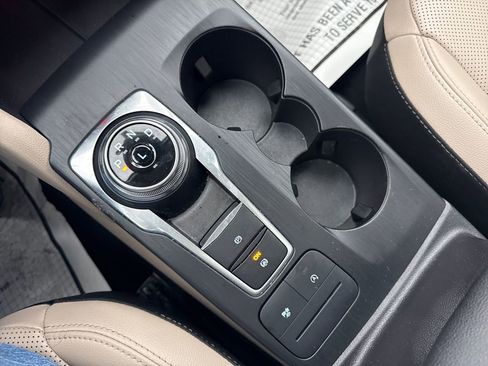 Used 2022 Ford Escape SEL image 39