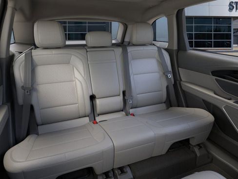 New 2025 Lincoln Nautilus Premier w/ Equipment Group 102A image 11