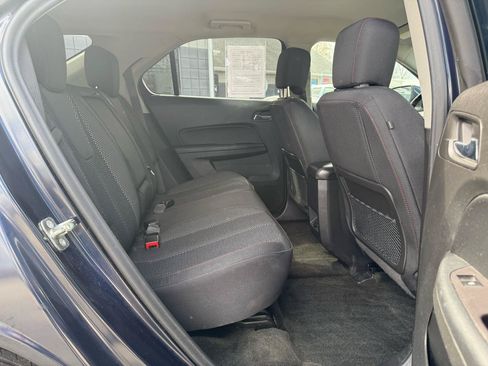 Used 2017 Chevrolet Equinox LT w/ Convenience Package AWD/4WD image 11