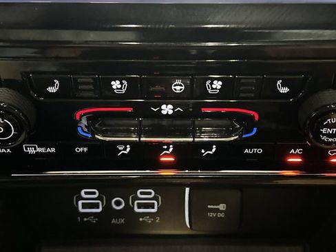Used 2021 Jeep Grand Cherokee L Summit w/ Advanced Protech Group IV AWD/4WD image 34