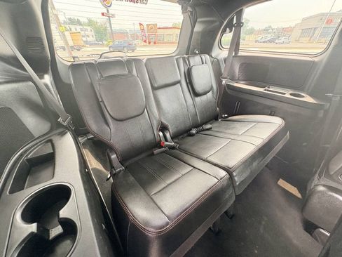 Used 2018 Dodge Grand Caravan GT FWD image 29