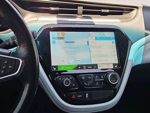 Used 2021 Chevrolet Bolt Premier w/ Infotainment Package FWD image 19