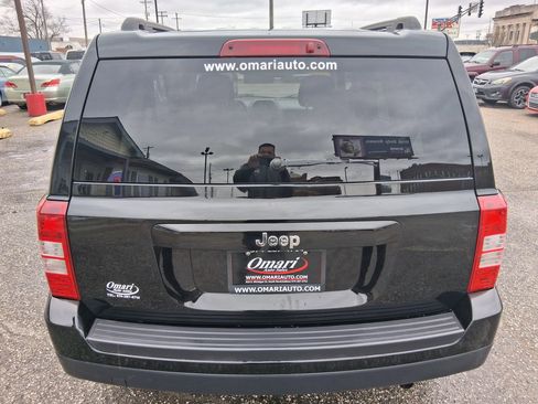 Used 2015 Jeep Patriot Sport w/ Power Value Group FWD image 10