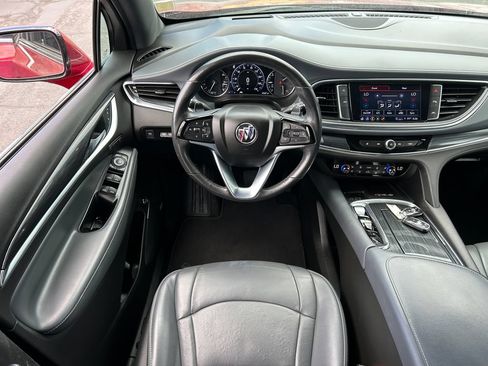 Used 2024 Buick Enclave Premium AWD/4WD image 28