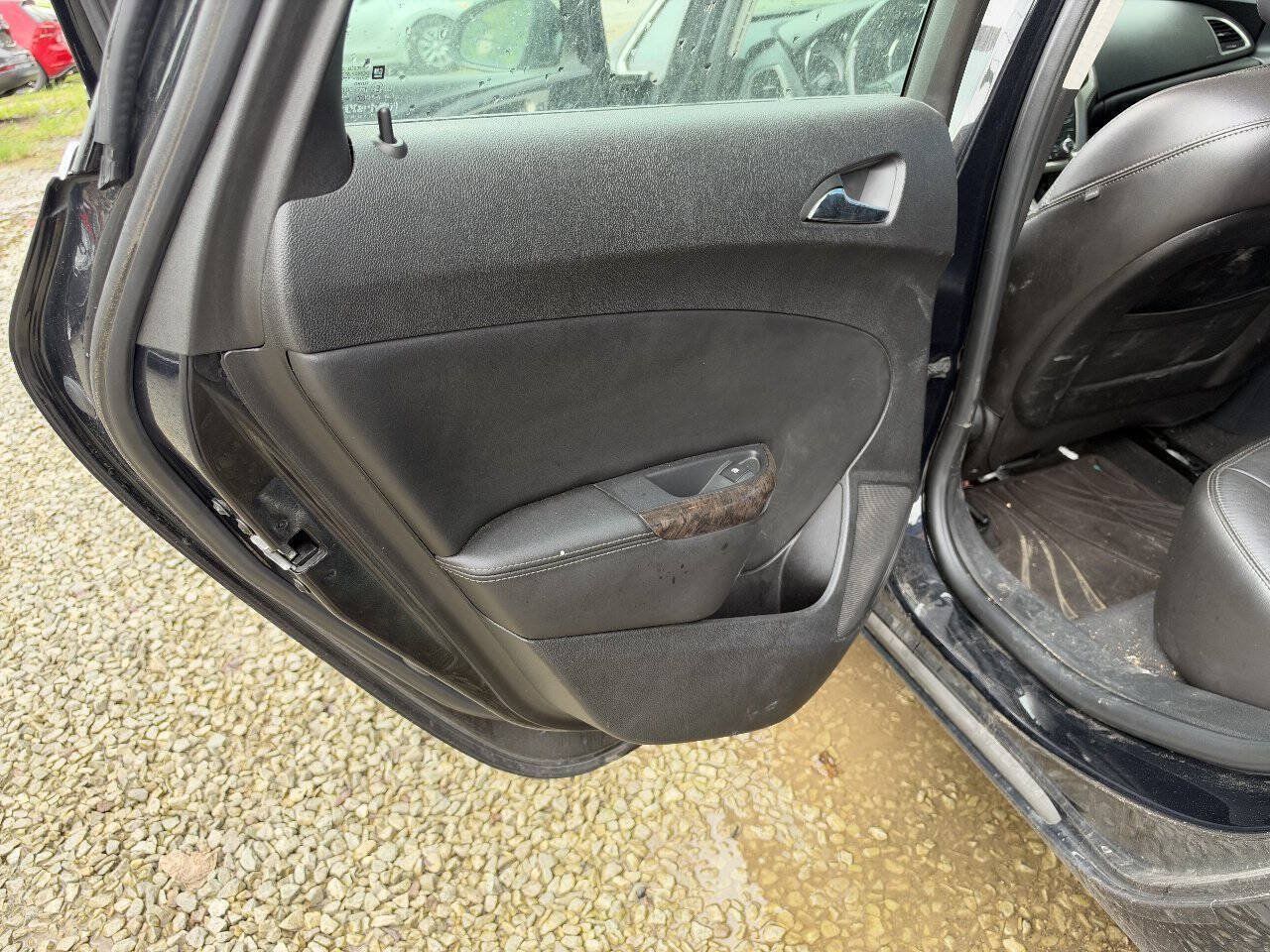 Used 2014 Buick Verano Leather FWD image 11