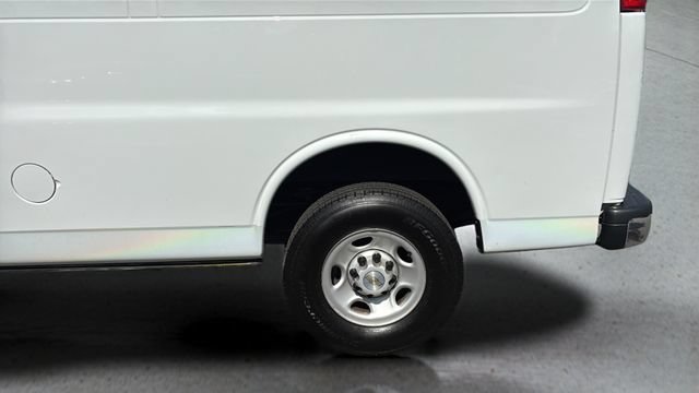 Used 2022 Chevrolet Express 2500 Extended w/ Driver Convenience Package RWD image 36