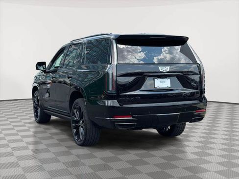 Used 2026 Cadillac Escalade Platinum Sport w/ LPO, ONYX Package AWD/4WD image 5