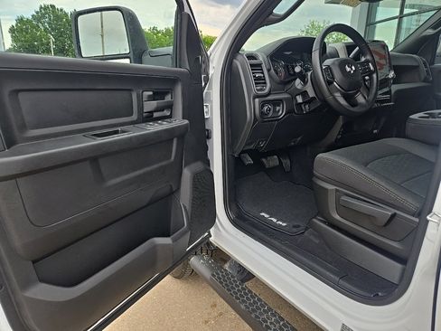 Used 2025 RAM 2500 Tradesman image 35