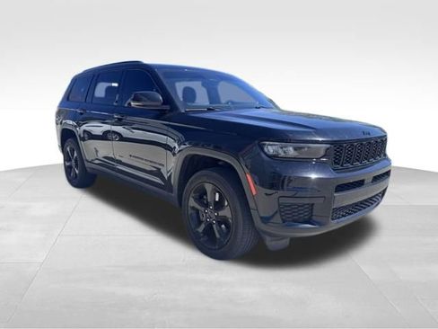 Used 2023 Jeep Grand Cherokee L Laredo AWD/4WD image 17