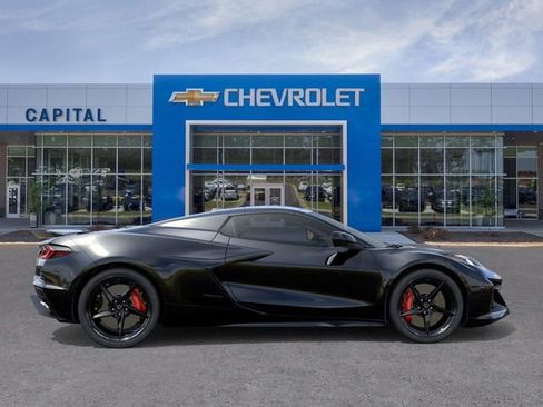 New 2025 Chevrolet Corvette E-Ray image 5