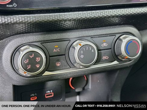 Used 2023 Nissan Kicks SV FWD image 15
