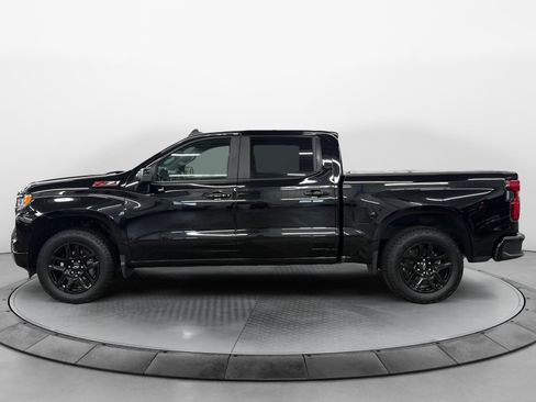 Used 2024 Chevrolet Silverado 1500 RST w/ Z71 Off-Road Package AWD/4WD image 3