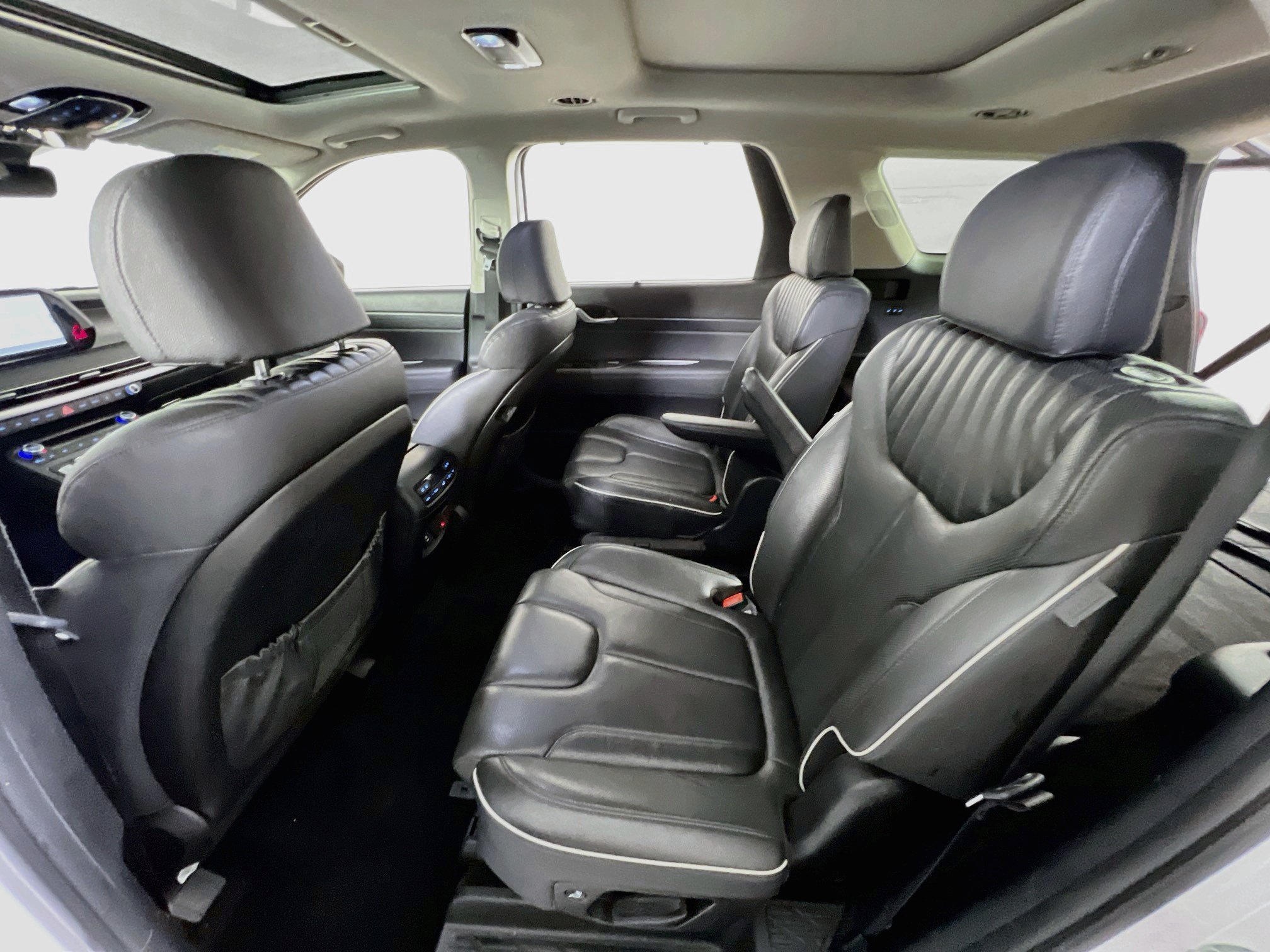 Used 2023 Hyundai Palisade Limited w/ Cargo Package AWD/4WD image 25