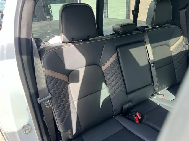 Used 2024 GMC Canyon Denali AWD/4WD image 26