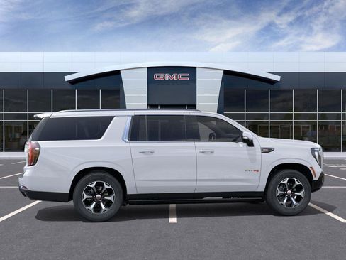 New 2025 GMC Yukon XL AT4 Ultimate image 5