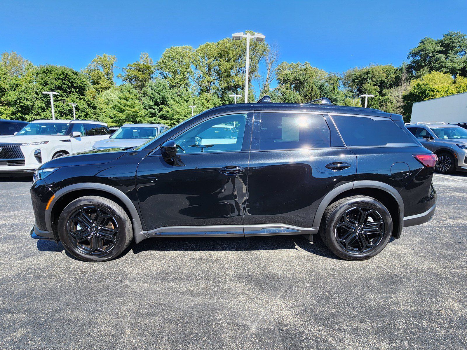 Certified 2026 INFINITI QX60 Sport AWD/4WD image 5