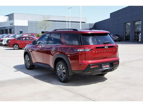 New 2026 Nissan Pathfinder SV w/ SV Premium Package FWD image 3