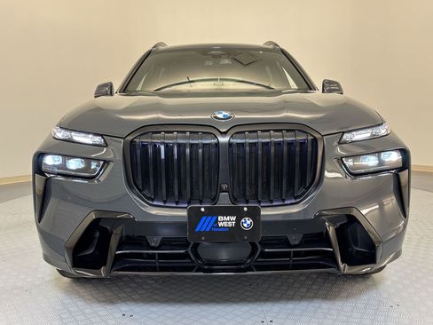 Used 2024 BMW X7 xDrive40i w/ M Sport Package image 6