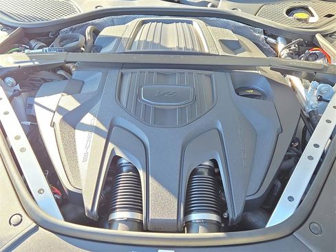 New 2026 Porsche Panamera 4 image 32