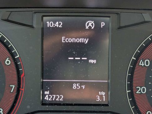 Used 2019 Volkswagen Jetta R-Line FWD image 24