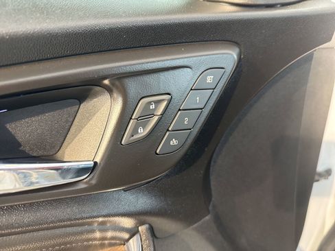 Used 2024 Chevrolet Malibu LT image 18