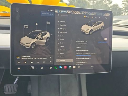 Used 2023 Tesla Model Y Long Range AWD/4WD image 12
