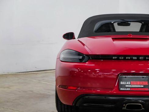Used 2020 Porsche 718 Boxster image 38