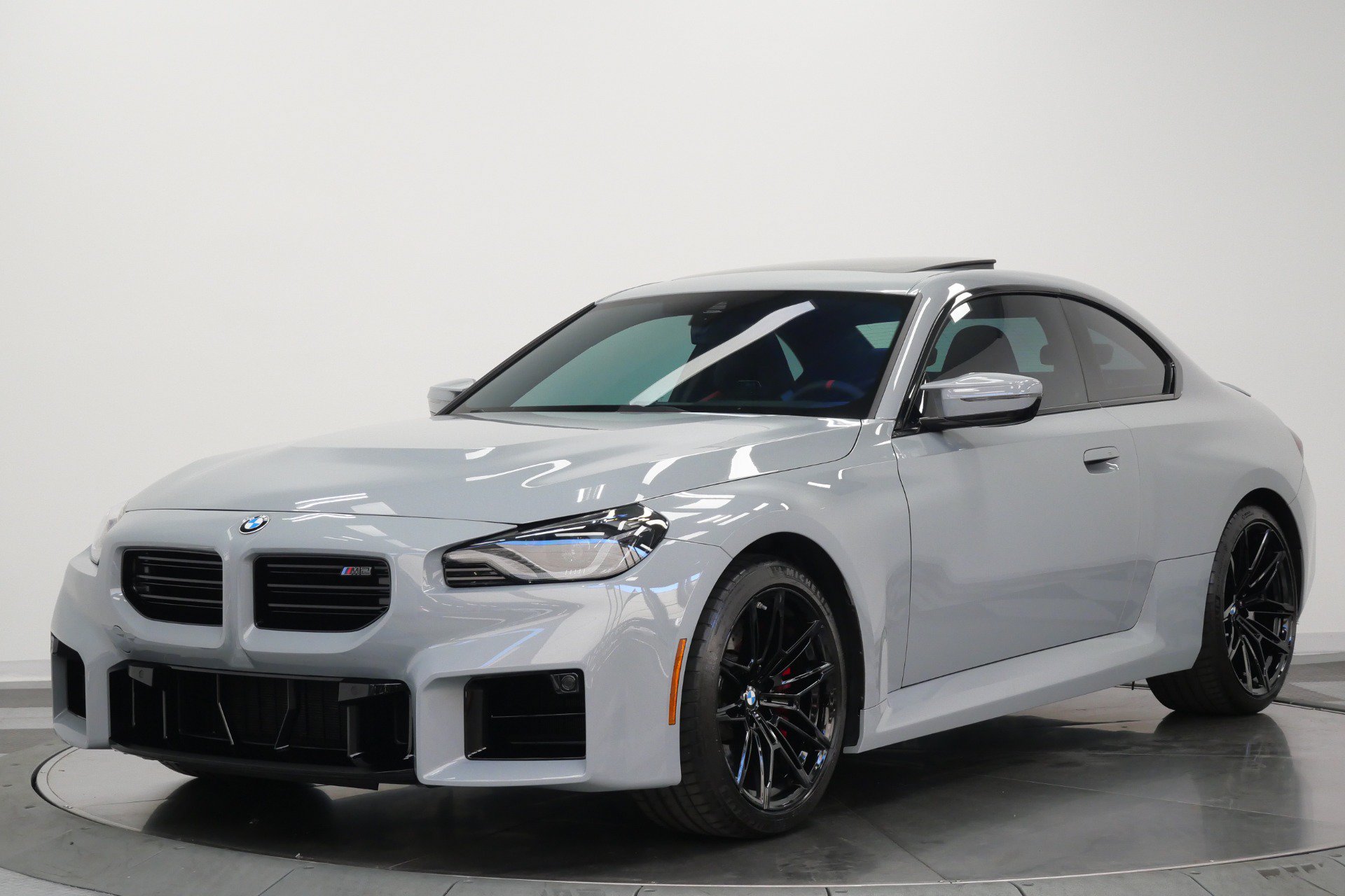 Used 2026 BMW M2 w/ Lighting Package RWD image 5