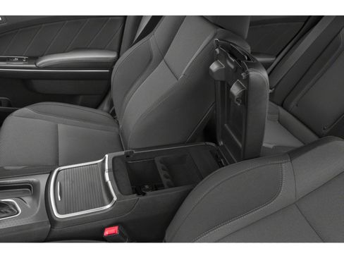 Used 2015 Dodge Charger SXT image 9