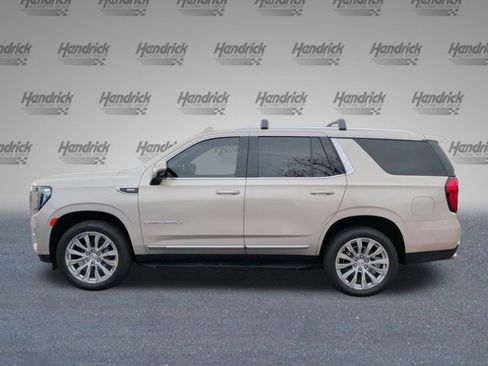 Used 2024 GMC Yukon Denali w/ Advanced Technology Package image 10