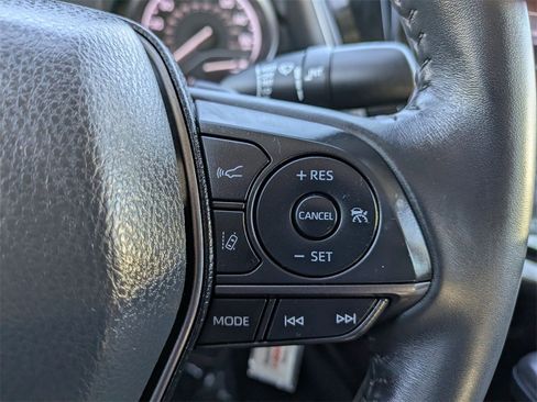 Used 2024 Toyota Camry SE image 23