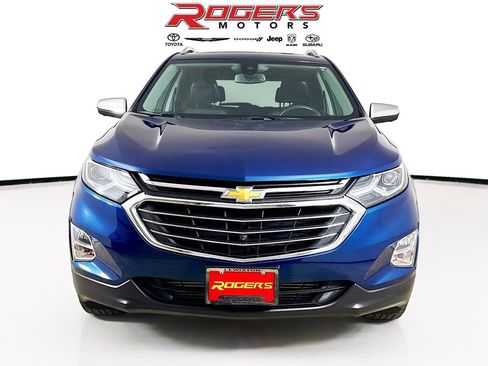 Used 2019 Chevrolet Equinox Premier image 2