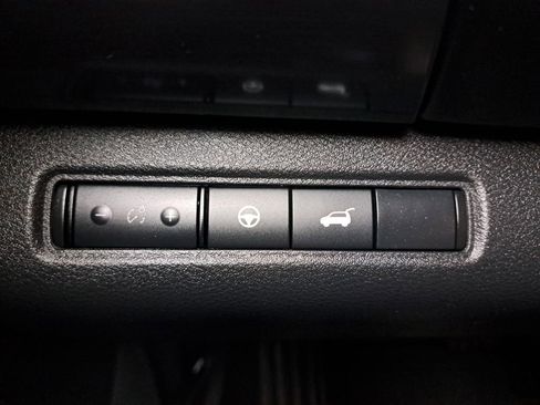 Used 2023 Nissan Pathfinder SL image 26