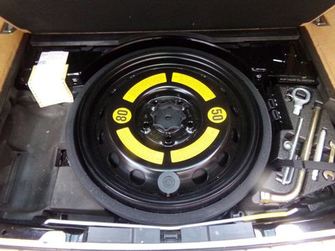 Used 2005 Porsche Cayenne S image 29