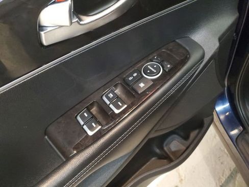 Used 2016 Kia Sorento LX image 12