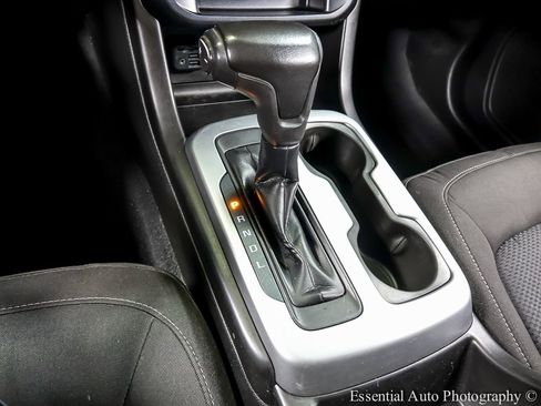 Used 2019 Chevrolet Colorado LT w/ Colorado RST Special Edition image 19