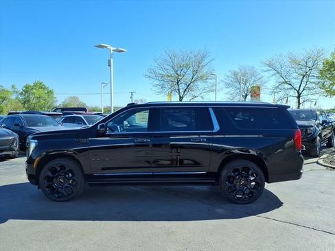 New 2026 GMC Yukon XL Denali Ultimate image 10