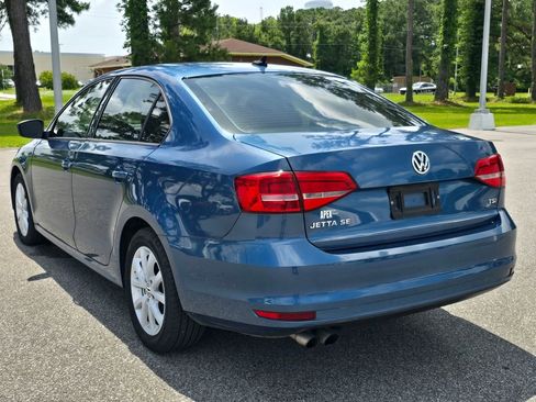 Used 2015 Volkswagen Jetta SE FWD image 5
