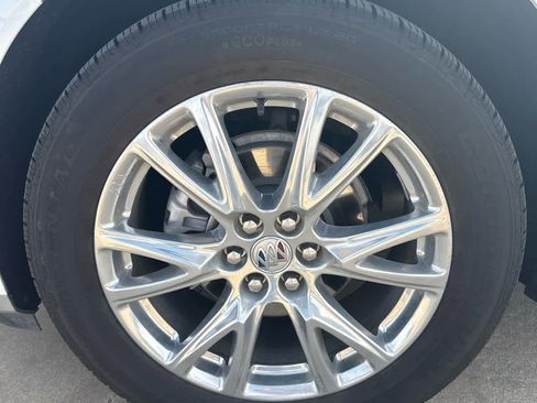 Used 2023 Buick Enclave Essence w/ Experience Buick Package image 10