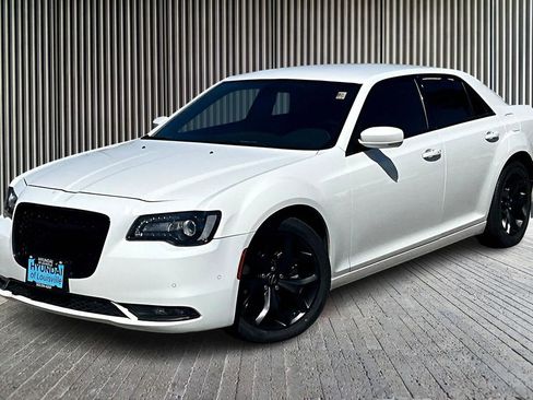 Used 2021 Chrysler 300 S image 13
