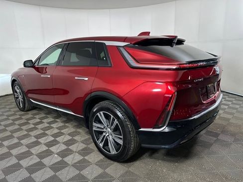 Used 2024 Cadillac Lyriq Luxury w/ LPO, Floor Liner Package image 5