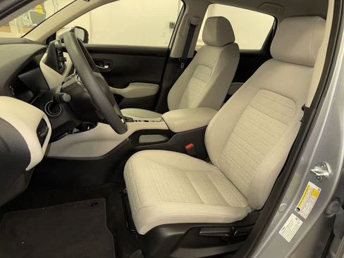 Used 2023 Honda HR-V LX image 15