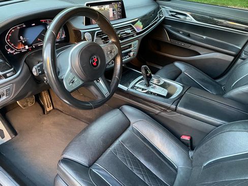 Used 2020 BMW 740i xDrive w/ M Sport Package image 15