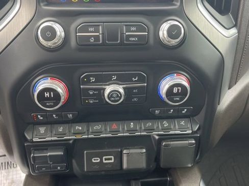 Used 2022 GMC Sierra 2500 Denali image 20