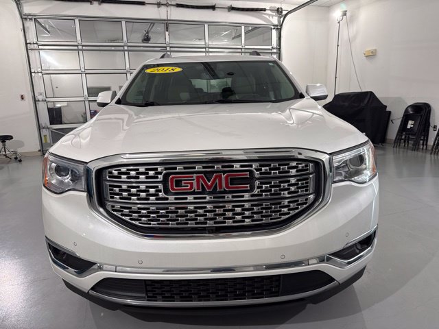 Used 2018 GMC Acadia Denali w/ Technology Package FWD image 2