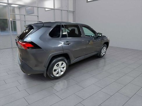 Certified 2022 Toyota RAV4 LE image 8