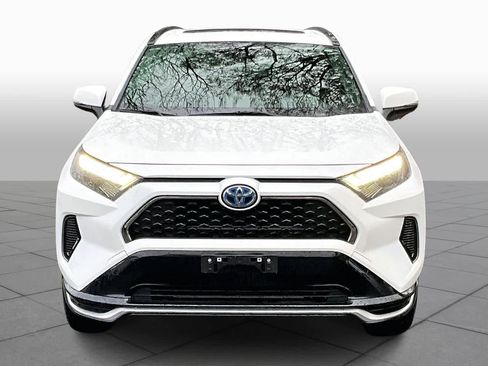 Certified 2023 Toyota RAV4 SE image 3